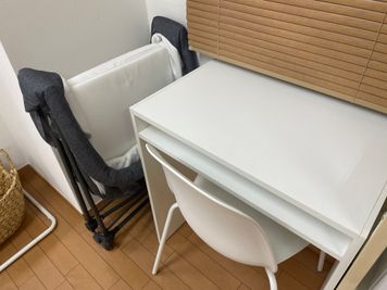 デスク - レンタルサロンShin エステ・整体ができるレンタルスペースの設備の写真
