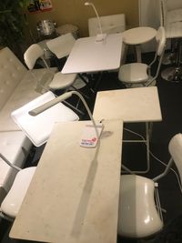 好きな音楽をかえてみんなでワイワイ！後ろのソファ席も使えば最大８名可能！ただでさえ激安なのにもしもお友達で割ったら・・ありえないコスパ！！！ - 貴方の店グループ ダブル施術スタイルでこの値段！お友達ネイリスト同士で「貴方の店」の室内の写真