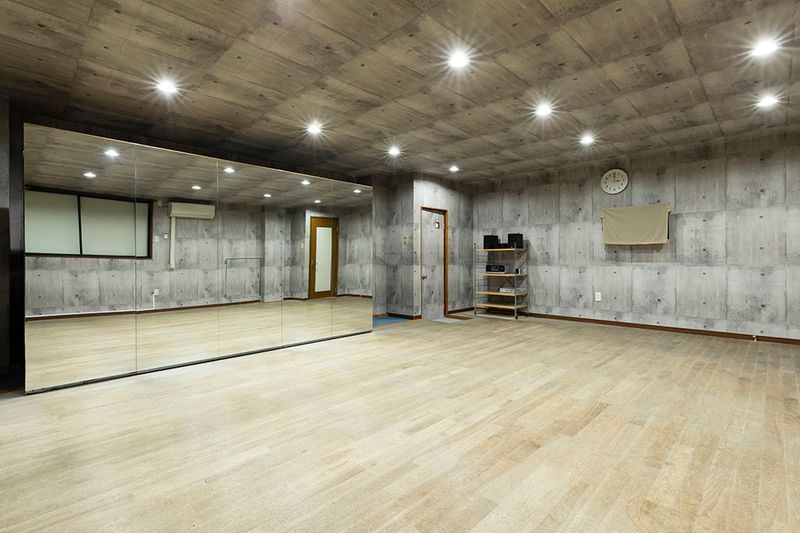 【福島店】2面鏡張り40㎡！SKYレンタルダンススタジオ福島店 - SKYレンタルダンススタジオ福島店