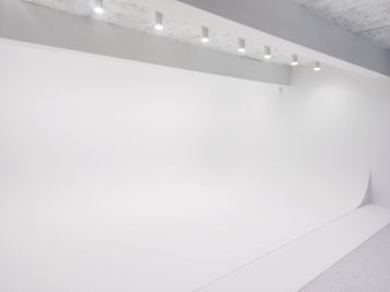 白ホリ撮影スペース - 渋谷フォトスタジオの室内の写真