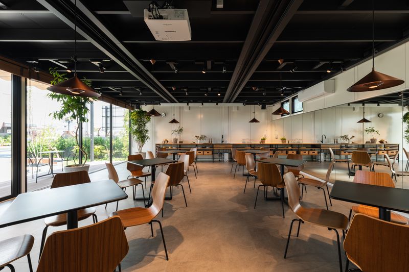 Community - U-SPACE　千葉店