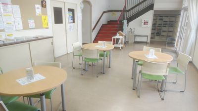 １階のエントランス - 島本町第二コミュニティセンター 集会室（１階）の室内の写真