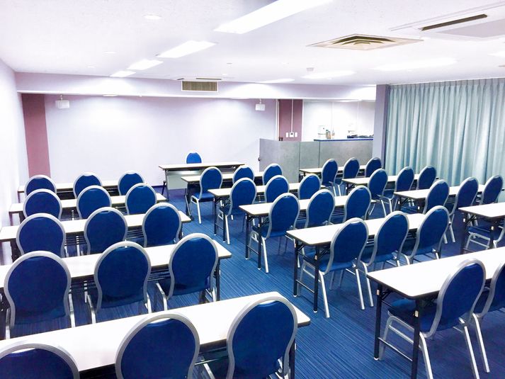 宇都宮コンファレンスホール Conference Hall（スクール40名)の室内の写真