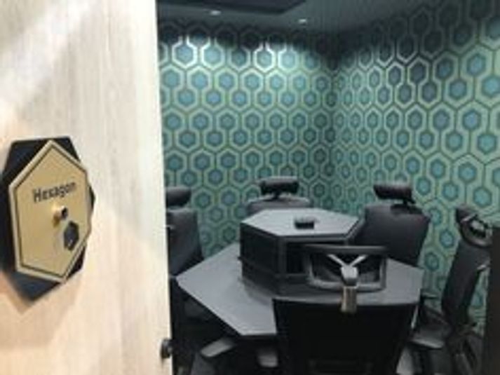 レンタル"会議室"Beehiveヘキサゴン - レンタルオフィスビーハイヴ