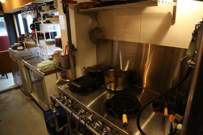 MYROOM restaurant 恵比寿 Relax restaurant 恵比寿 | こだわりのキッチンの設備の写真