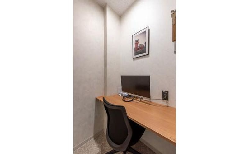 H¹T×Solaie + Work朝霞台（サテライト型シェアオフィス） ROOM W 10の室内の写真