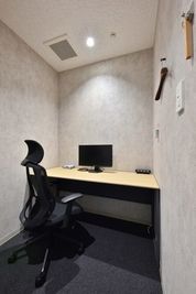 H¹T武蔵小杉新南口（個室・会議室予約用）（サテライト型シェアオフィス） ROOM X 04の室内の写真