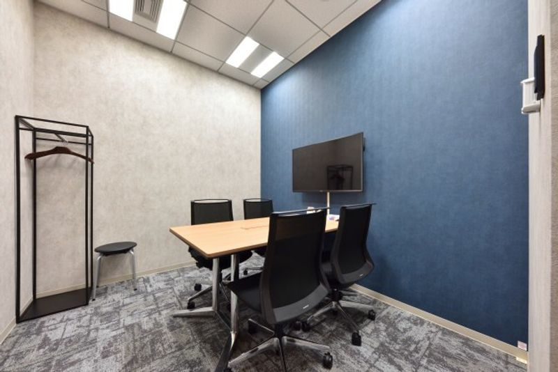 H¹T武蔵小杉新南口（個室・会議室予約用）（サテライト型シェアオフィス） 会議室 01（4名）の室内の写真