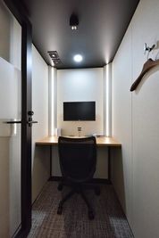 H¹T志木（サテライト型シェアオフィス） ROOM L 04の室内の写真