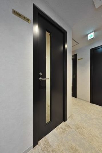 ROOM W 05 - H¹T綱島（サテライト型シェアオフィス）