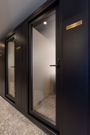 ROOM L 01 - H¹T所沢（サテライト型シェアオフィス）