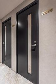 H¹T方南町（サテライト型シェアオフィス） ROOM W 08の室内の写真