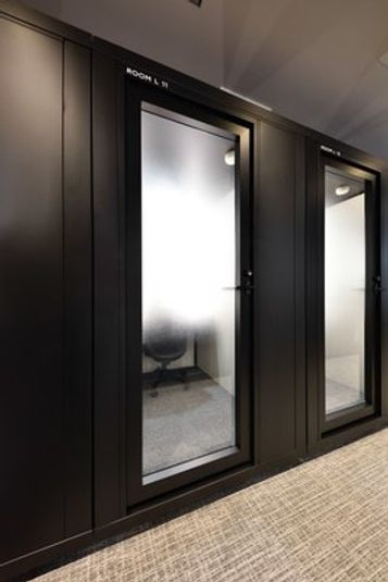 ROOM L 11 - H¹T南浦和（サテライト型シェアオフィス）