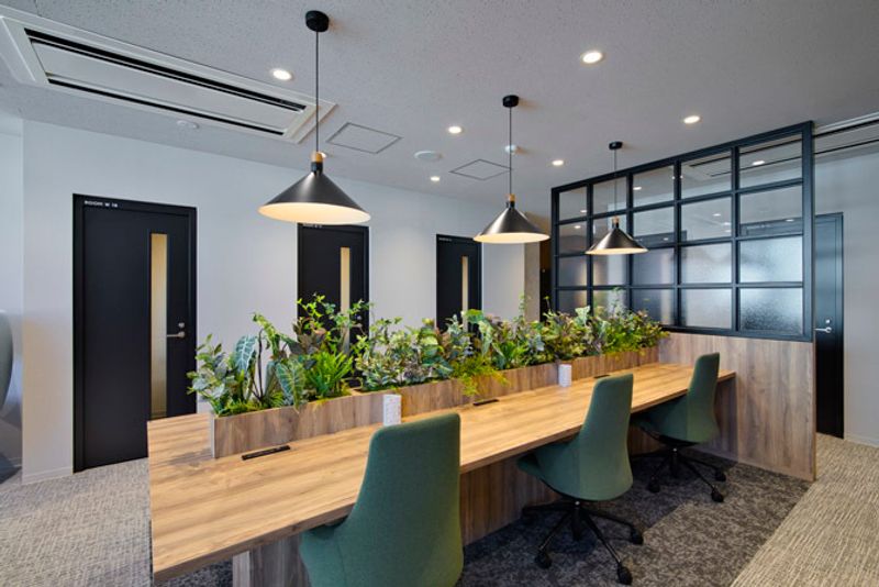 OPEN SPACE - H¹T本八幡南口（サテライト型シェアオフィス）