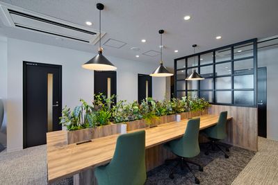 H¹T本八幡南口（サテライト型シェアオフィス） OPEN SPACEの室内の写真