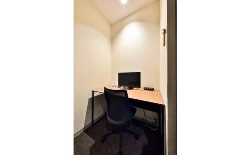 ROOM W 16 - H¹T平塚（サテライト型シェアオフィス）