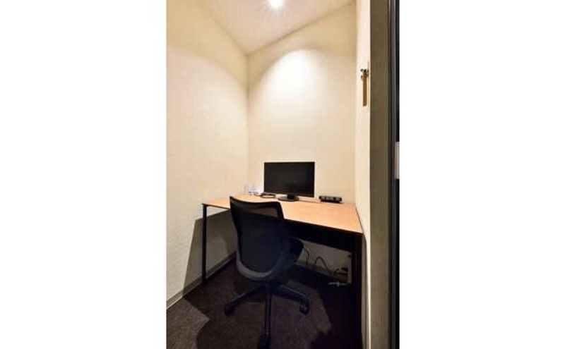 ROOM W 17 - H¹T平塚（サテライト型シェアオフィス）