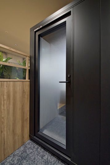 ROOM L 01 - H¹T武蔵小金井（サテライト型シェアオフィス）