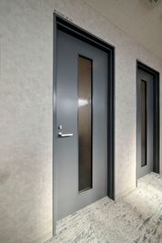 H¹T仙川（サテライト型シェアオフィス） ROOM W 10の室内の写真