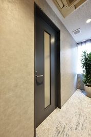 H¹T中央林間（サテライト型シェアオフィス） ROOM W 10の室内の写真