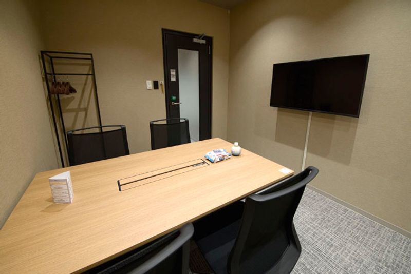 会議室03 (4名) - H¹T船橋北口（サテライト型シェアオフィス）
