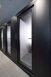 H¹T南越谷（サテライト型シェアオフィス） ROOM L 13の室内の写真