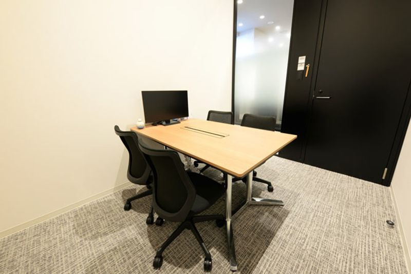 会議室 02(4名) - H¹T横浜ビジネスパーク（サテライト型シェアオフィス）