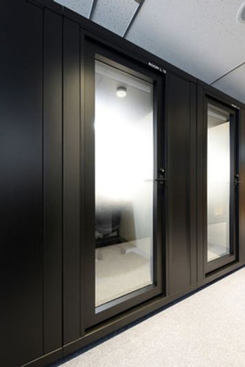 ROOM L 12 - H¹T横浜西口 THE GARDEN（サテライト型シェアオフィス）