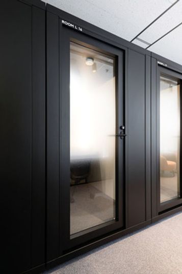 ROOM L 16 - H¹T横浜西口 THE GARDEN（サテライト型シェアオフィス）