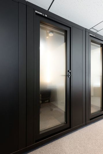 ROOM L 18 - H¹T横浜西口 THE GARDEN（サテライト型シェアオフィス）