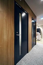 H¹T国立（サテライト型シェアオフィス） ROOM W06(1名)の室内の写真