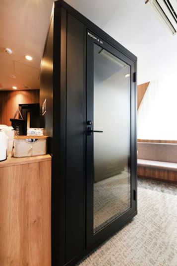 ROOM R 01 - H¹T稲毛（サテライト型シェアオフィス）