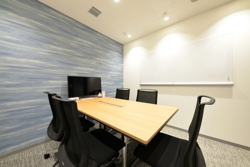 H¹T大崎（サテライト型シェアオフィス） 会議室 04(5名)の室内の写真