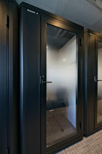 ROOM R 06 - H¹T浦安（サテライト型シェアオフィス）