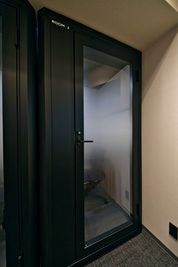 H¹T浦安（サテライト型シェアオフィス） ROOM R 10の室内の写真