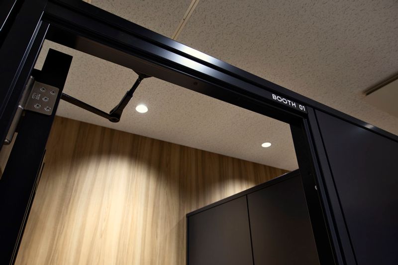 BOOTH 01(1名) - H¹T東京ビッグサイト前(サテライト型シェアオフィス)