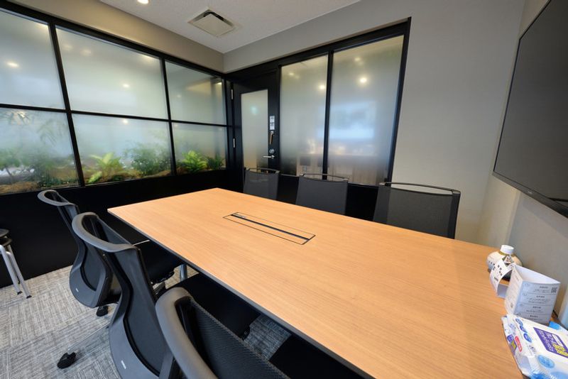 会議室 03(6名) - H¹T麹町（サテライト型シェアオフィス）