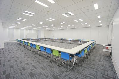 名古屋会議室 プライムセントラルタワー名古屋駅前店 第1会議室の室内の写真