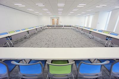 名古屋会議室 プライムセントラルタワー名古屋駅前店 第1会議室の室内の写真