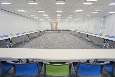 名古屋会議室 プライムセントラルタワー名古屋駅前店 第1会議室の室内の写真