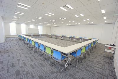 名古屋会議室 プライムセントラルタワー名古屋駅前店 第1会議室の室内の写真