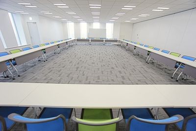 名古屋会議室 プライムセントラルタワー名古屋駅前店 第1会議室の室内の写真
