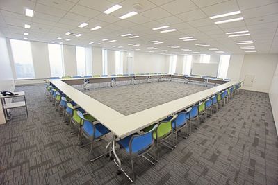 名古屋会議室 プライムセントラルタワー名古屋駅前店 第1会議室の室内の写真