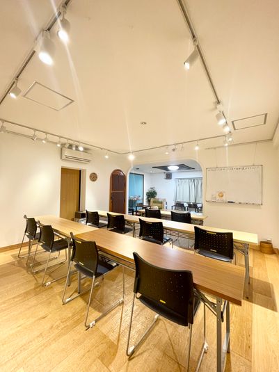 【上限15名様】様々な用途でご利用可能な広々としたスペース！ - レンタルスペースぎゃらり～アニモ