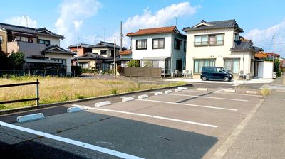 お車・自転車やでお越しのお客様は、駐車場・駐輪場を完備しております。駐車場は最大8台までご利用いただけます。 - ピアノレンタルスタジオ「エチュード」 Aスタジオ（グランドピアノ6帖）のその他の写真
