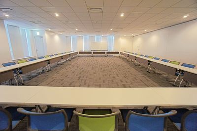 名古屋会議室 プライムセントラルタワー名古屋駅前店 第1会議室の室内の写真