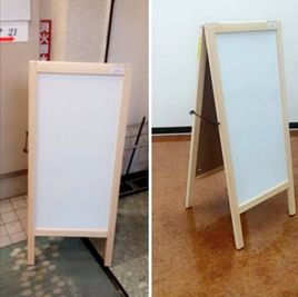 A型看板（磁石はくっつきません） - スタジオ２１ アクセスのよい多目的レッスンスタジオ／会議室の設備の写真