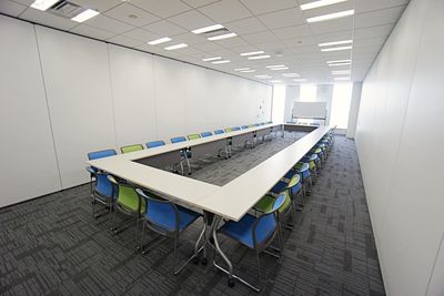 名古屋会議室 プライムセントラルタワー名古屋駅前店 第2会議室の室内の写真