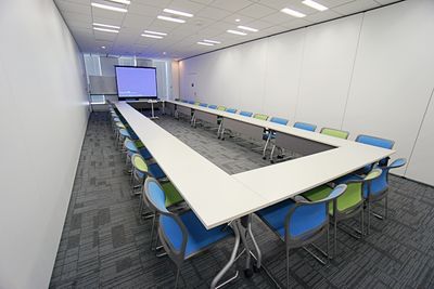 名古屋会議室 プライムセントラルタワー名古屋駅前店 第2会議室の室内の写真