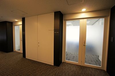 名古屋会議室 プライムセントラルタワー名古屋駅前店 第3会議室の入口の写真
